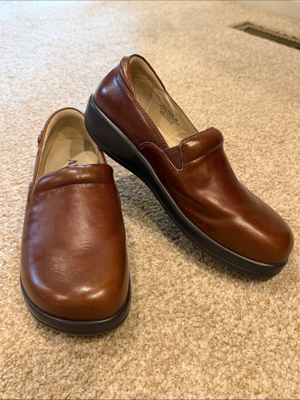 Algeria Kel-660W Brown leather Slip-On Leather Shoes. Size 40.